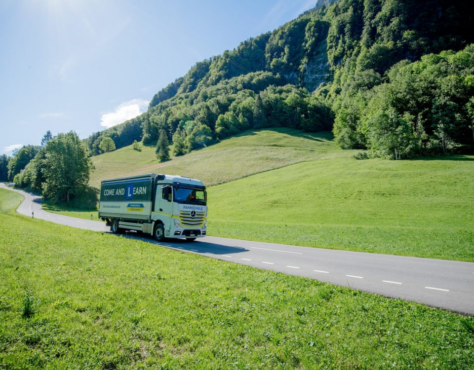 12 Summer Truck Driving Tips You Should Know Sprint Driving